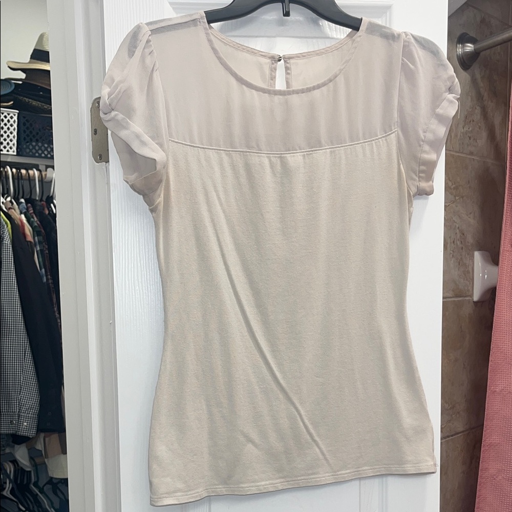 Women’s Express Cream Short-Sleeve Chiffon Yoke Top
